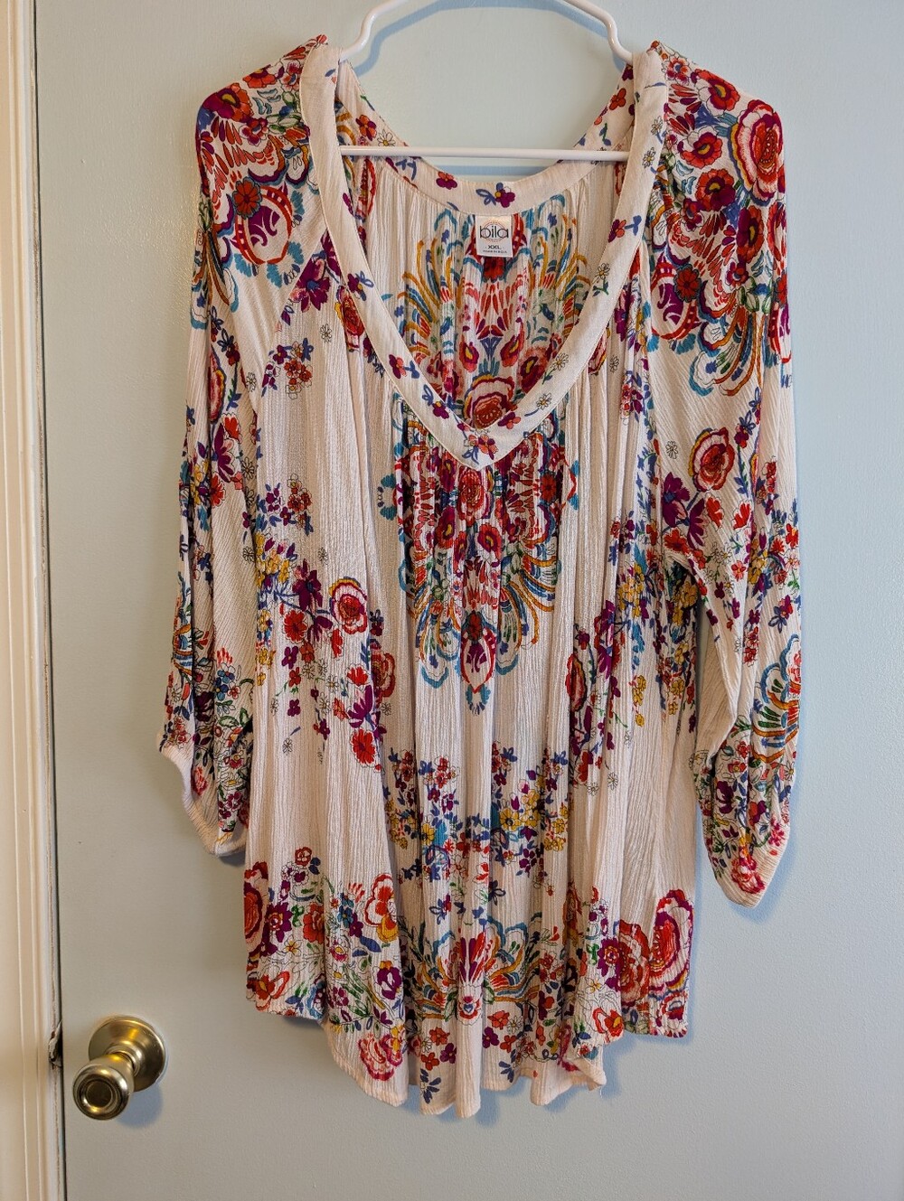 Bila Ivory Tunic with Multicolor Floral Print